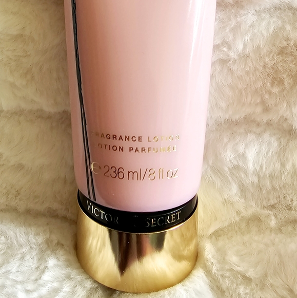 VICTORIA'S SECRET "SPRING POPPIES" FRAGRANCE MIST - Picture 2 of 4
